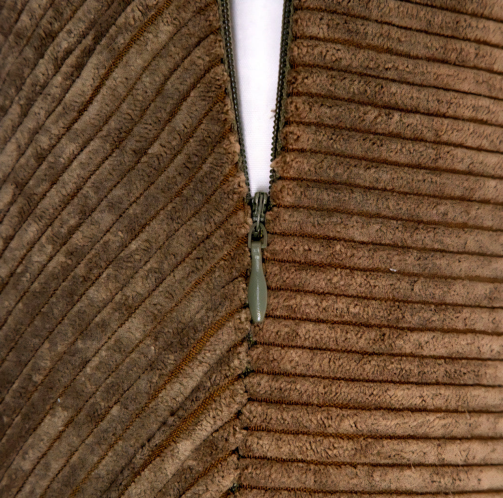 Deko-Kissen Soft Taupe Lines – 45×45 cm – Homla